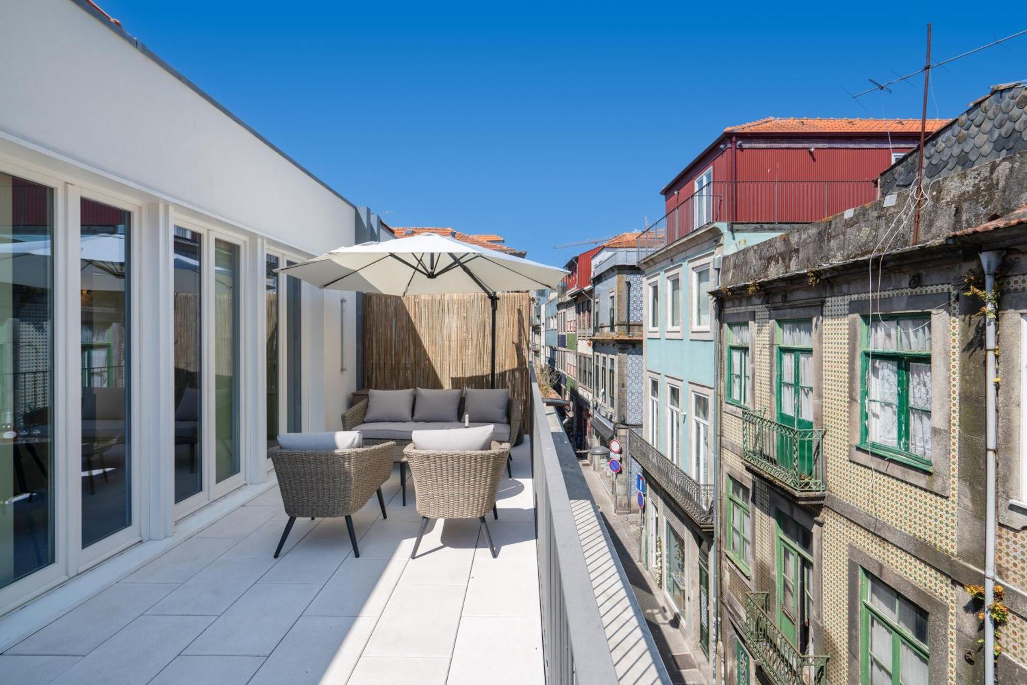 Luxurious Private Flats - Balcony Apartment Porto Room photo