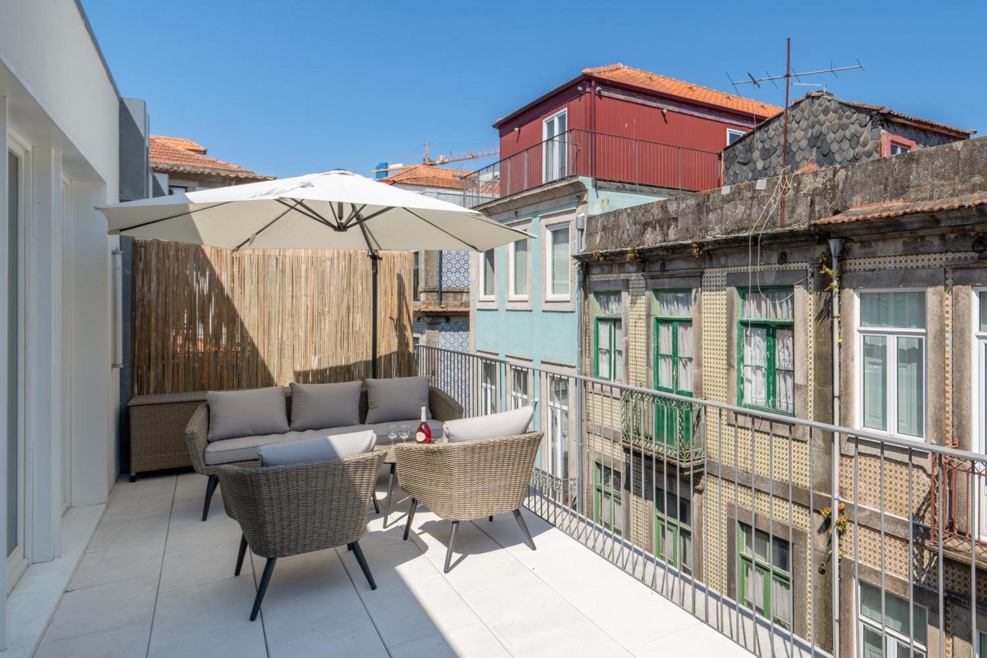 Luxurious Private Flats - Balcony Apartment Porto Room photo